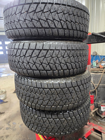 Blizzak DM-V2 - 255/60R18 112S - Used