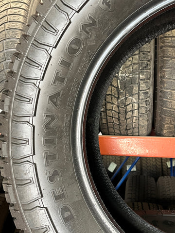 Destination X/T - LT295/60R20 126S - Used