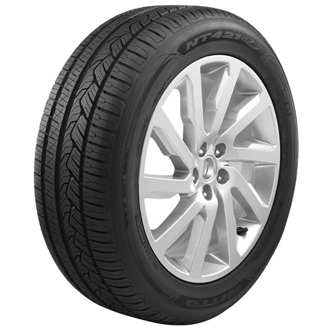 NT421Q - 255/60R17 110V XL