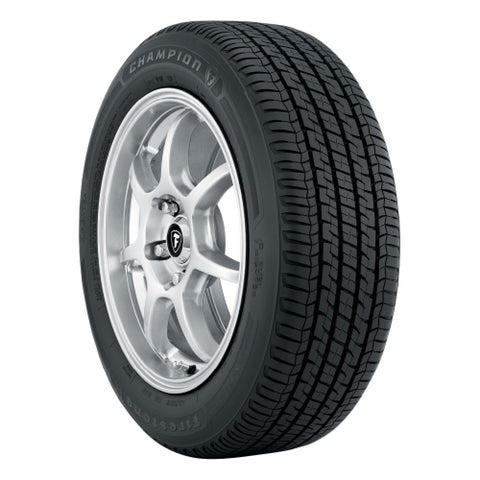Champion Fuel Fighter - 215/55R17 94V